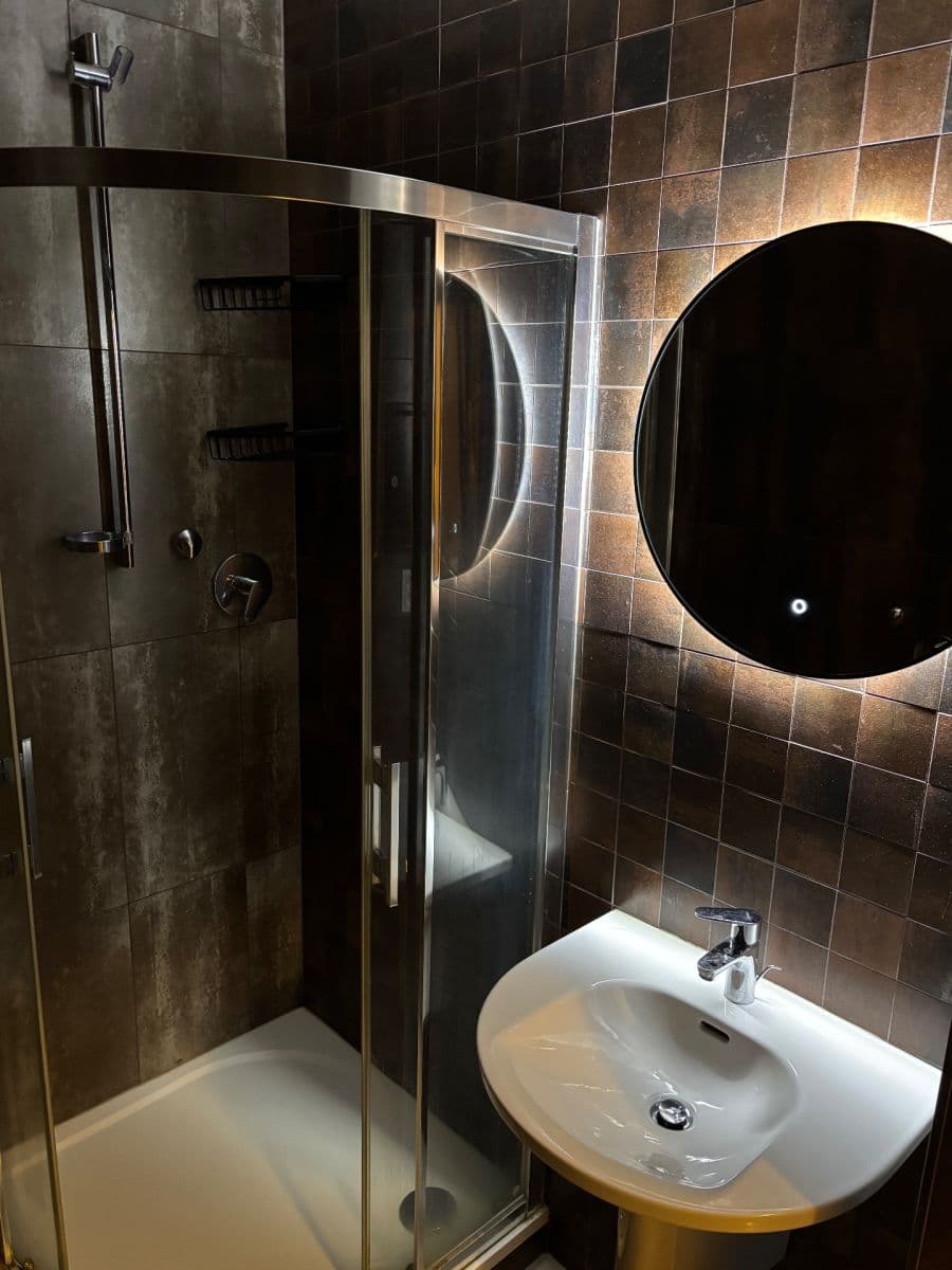 Prenájom bytu 2-izbový 55 m², Radimova, Praha, Praha Prenájom bytu 2-izbový 55 m², Radimova, Praha, Praha