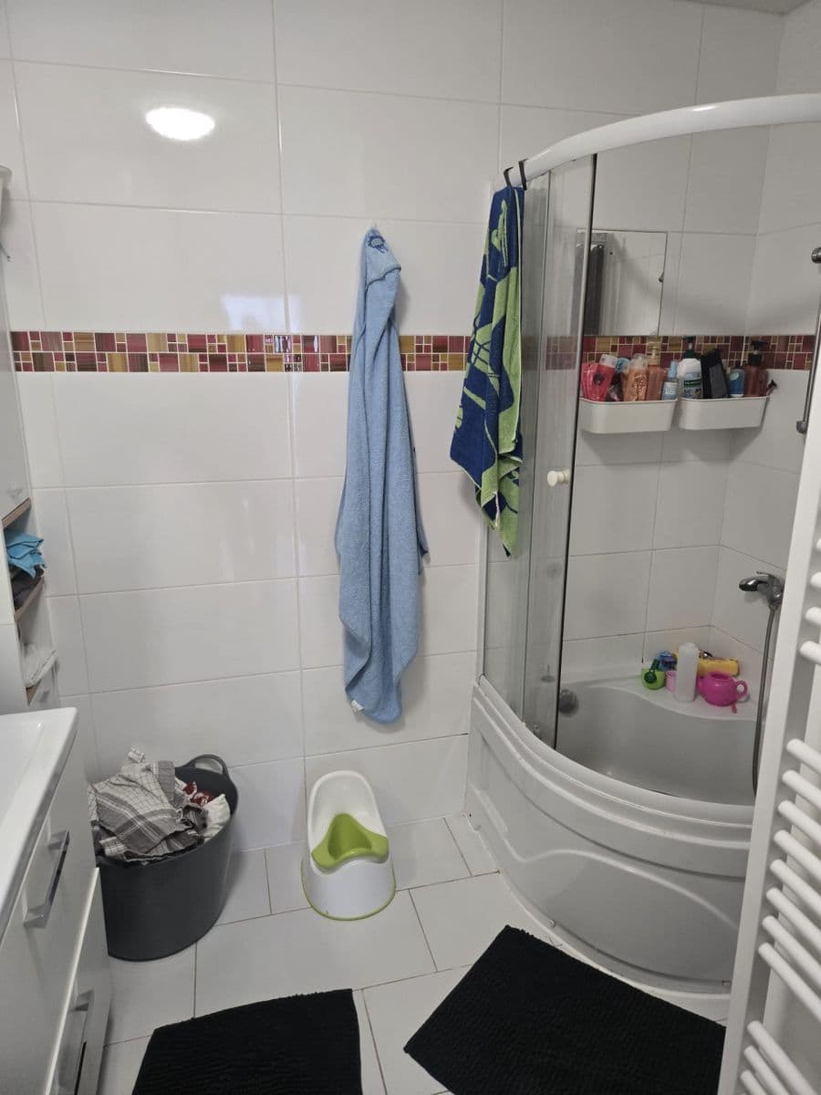 Predaj domu 115 m², pozemek 446 m², Malá Hraštice, Středočeský kraj Predaj domu 115 m², pozemek 446 m², Malá Hraštice, Středočeský kraj