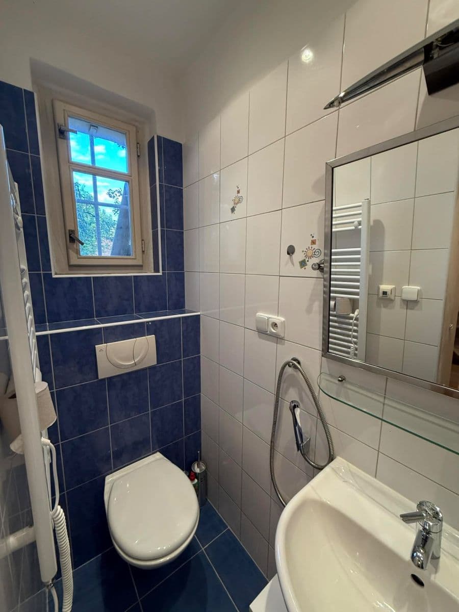 Prenájom bytu 1-izbový 34 m², Ovenecká, Praha, Praha Prenájom bytu 1-izbový 34 m², Ovenecká, Praha, Praha