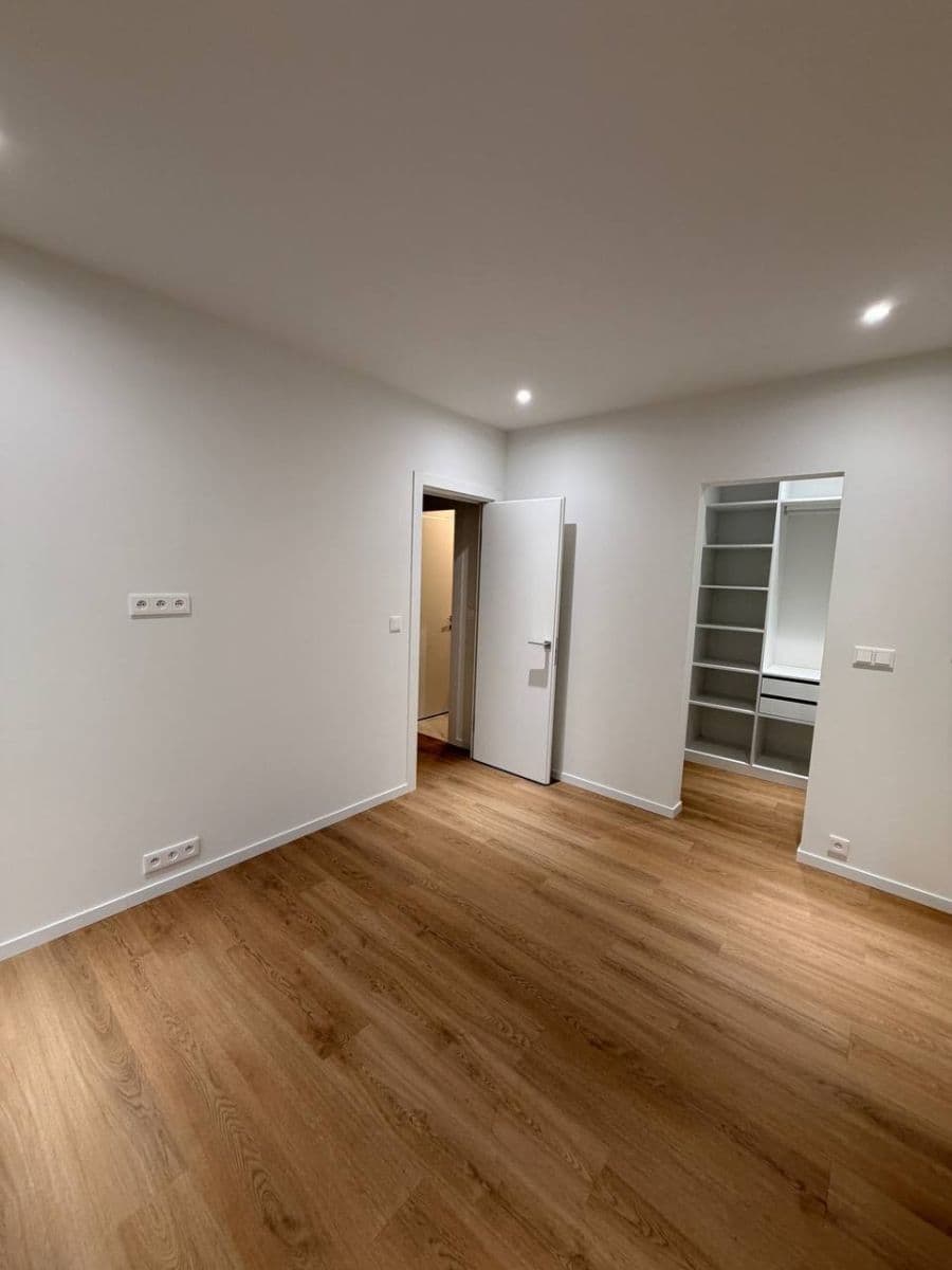 Prenájom bytu 2-izbový 40 m², Krátká, Postřižín, Středočeský kraj Prenájom bytu 2-izbový 40 m², Krátká, Postřižín, Středočeský kraj