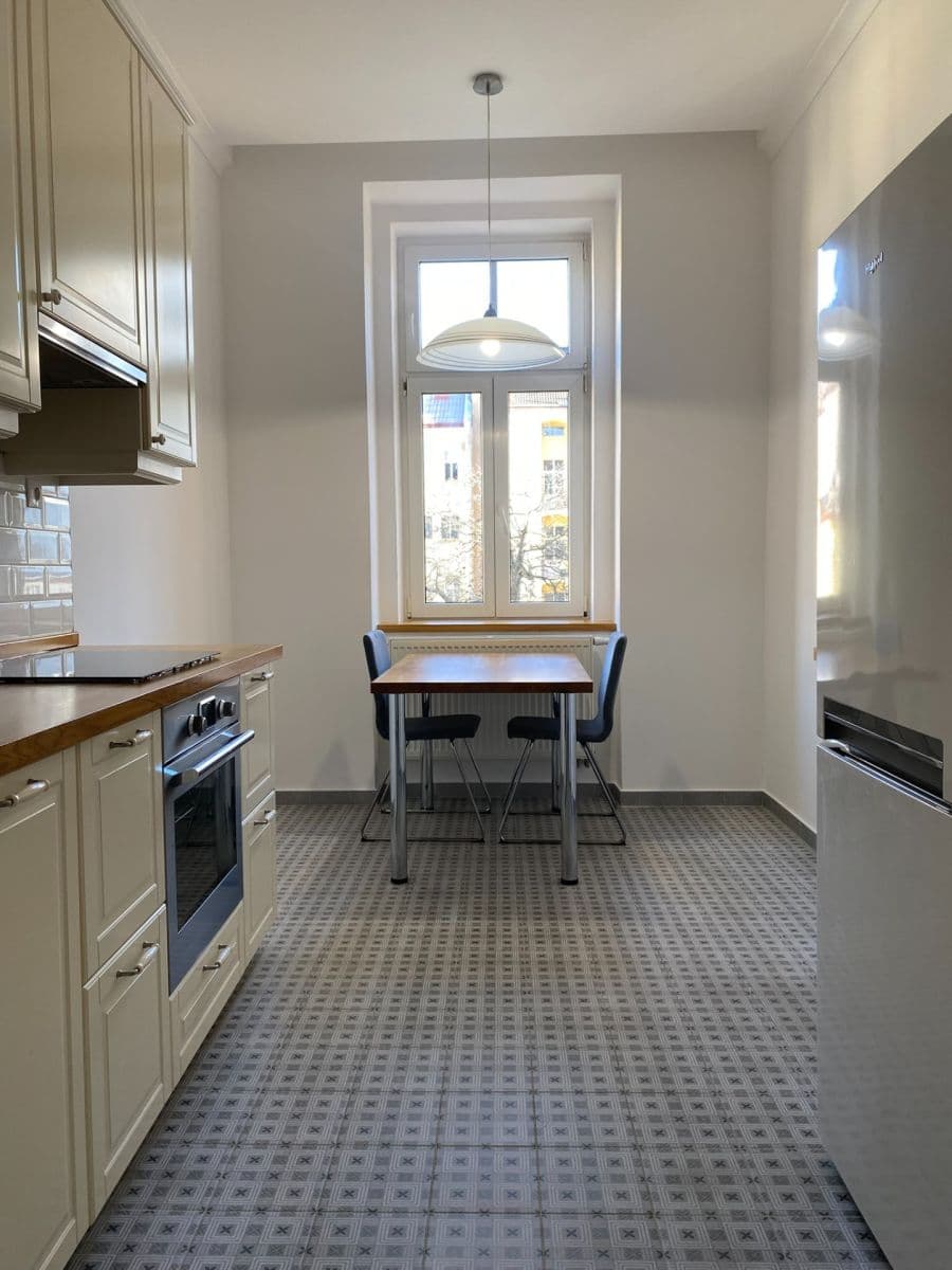 Predaj bytu 2-izbový 70 m², Lublaňská, Praha, Praha Predaj bytu 2-izbový 70 m², Lublaňská, Praha, Praha