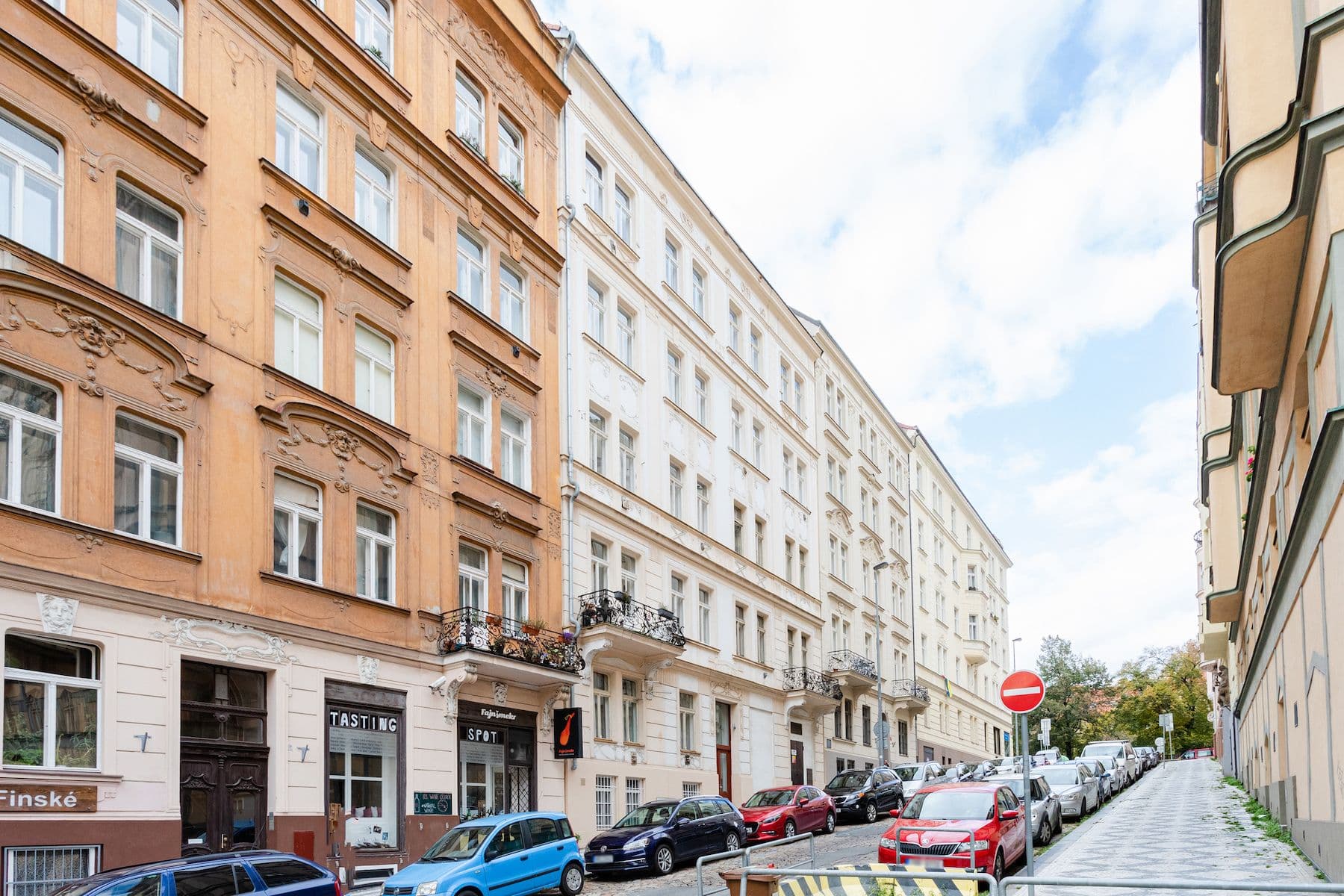 Predaj bytu 1-izbový 48 m², Finská, Praha, Praha Predaj bytu 1-izbový 48 m², Finská, Praha, Praha