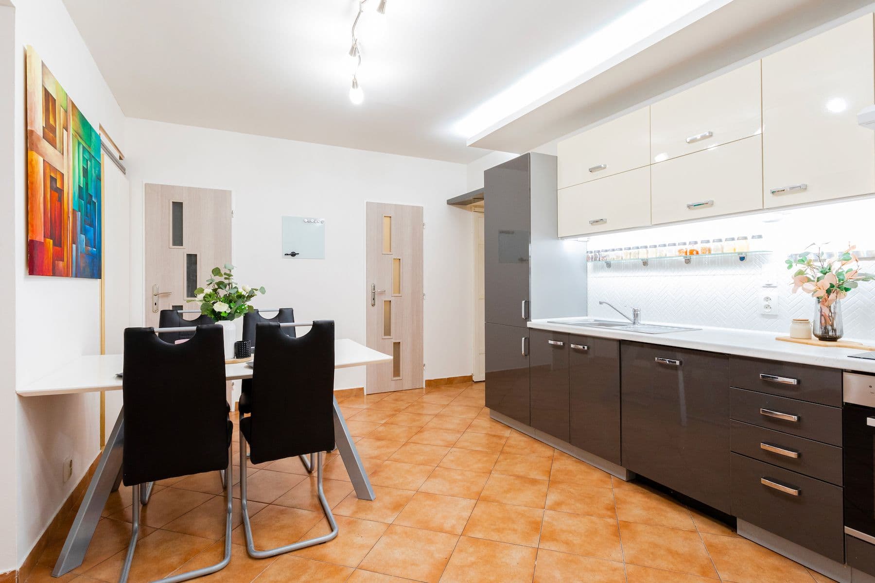 Predaj bytu 1-izbový 48 m², Finská, Praha, Praha Predaj bytu 1-izbový 48 m², Finská, Praha, Praha