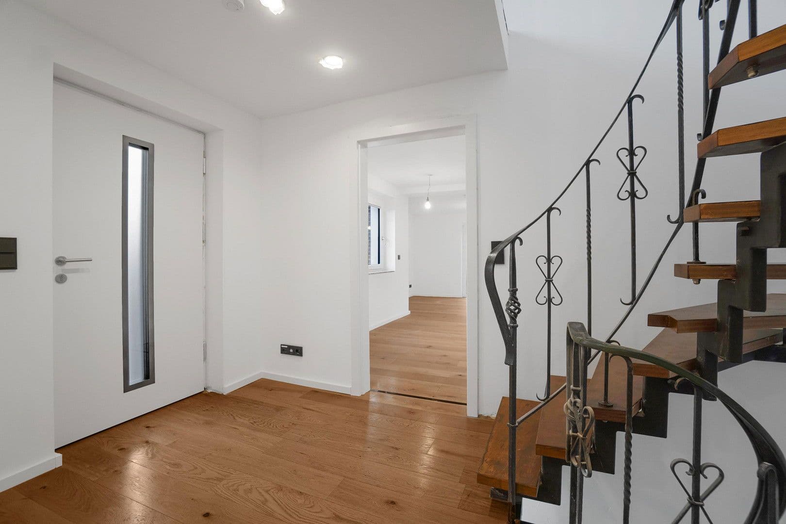 Predaj domu 109 m², pozemek 358 m², Karnaper Straße 49, Hilden, Severné Porýnie - Westfálsko Predaj domu 109 m², pozemek 358 m², Karnaper Straße 49, Hilden, Severné Porýnie - Westfálsko