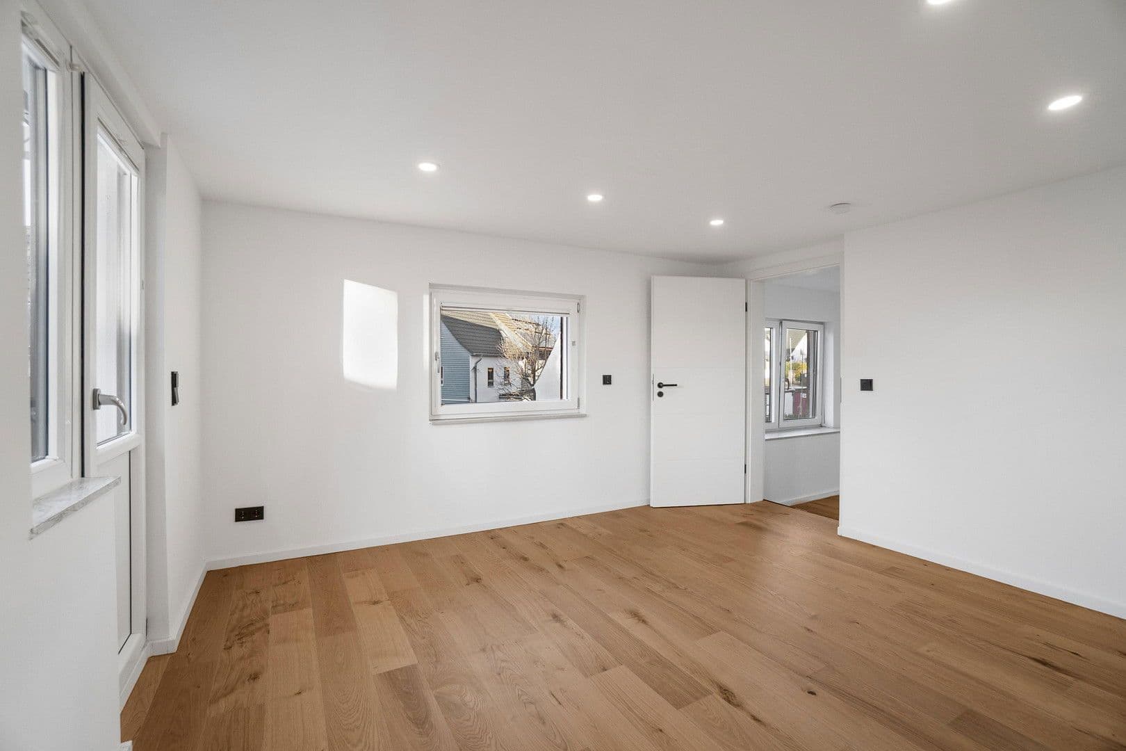 Predaj domu 109 m², pozemek 358 m², Karnaper Straße 49, Hilden, Severné Porýnie - Westfálsko Predaj domu 109 m², pozemek 358 m², Karnaper Straße 49, Hilden, Severné Porýnie - Westfálsko