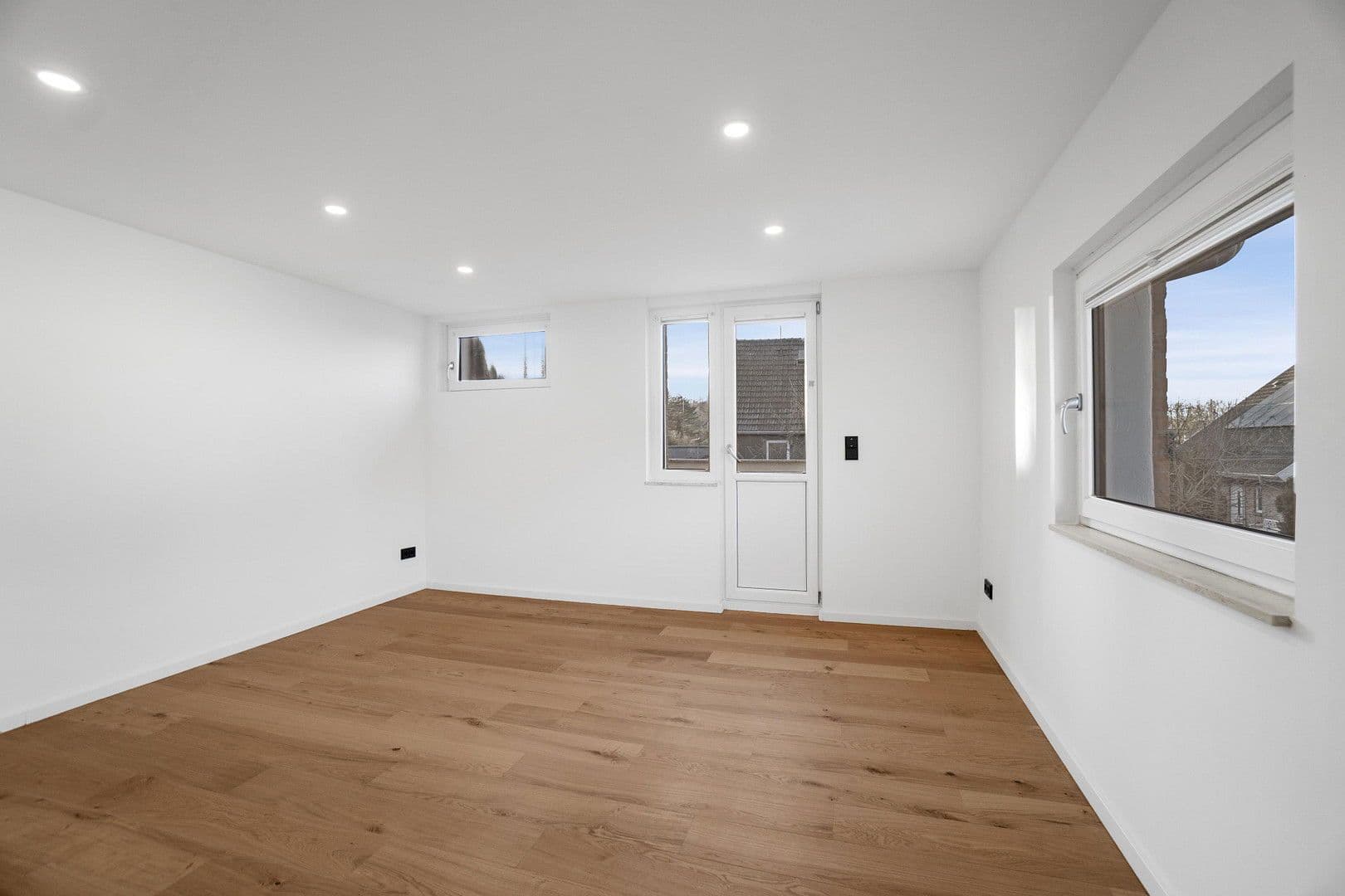 Predaj domu 109 m², pozemek 358 m², Karnaper Straße 49, Hilden, Severné Porýnie - Westfálsko Predaj domu 109 m², pozemek 358 m², Karnaper Straße 49, Hilden, Severné Porýnie - Westfálsko