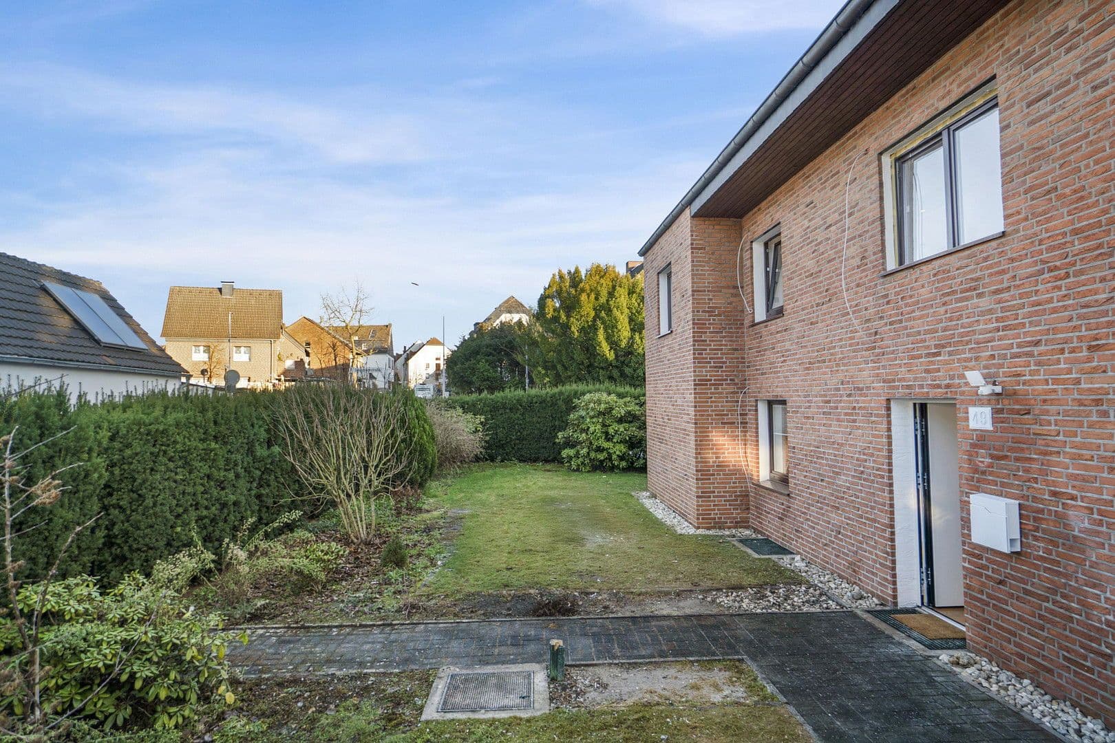 Predaj domu 109 m², pozemek 358 m², Karnaper Straße 49, Hilden, Severné Porýnie - Westfálsko Predaj domu 109 m², pozemek 358 m², Karnaper Straße 49, Hilden, Severné Porýnie - Westfálsko