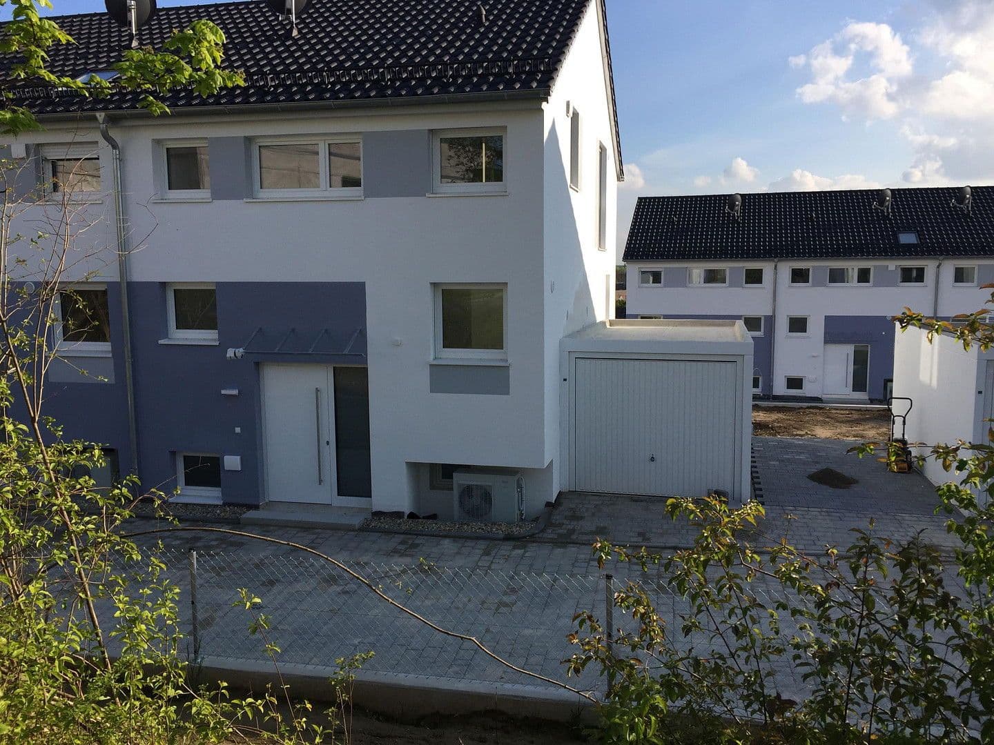 Predaj domu 144 m², pozemek 300 m², Großmehring, Bavorsko Predaj domu 144 m², pozemek 300 m², Großmehring, Bavorsko