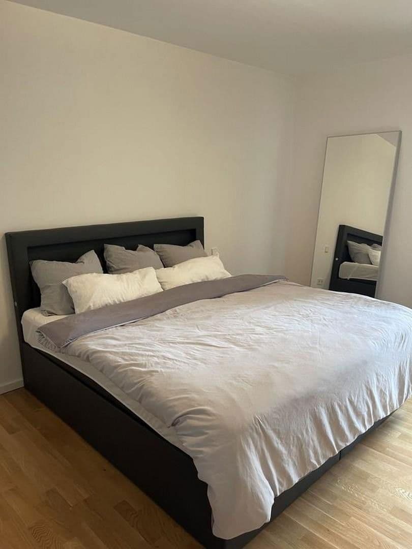 Prenájom bytu 2-izbový 35 m², Köln, Severné Porýnie - Westfálsko Prenájom bytu 2-izbový 35 m², Köln, Severné Porýnie - Westfálsko