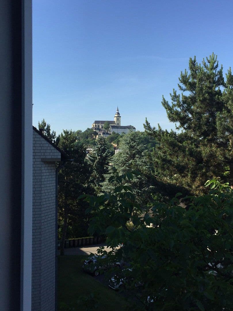 Prenájom bytu 2-izbový 85 m², Siegburg, Severné Porýnie - Westfálsko Prenájom bytu 2-izbový 85 m², Siegburg, Severné Porýnie - Westfálsko