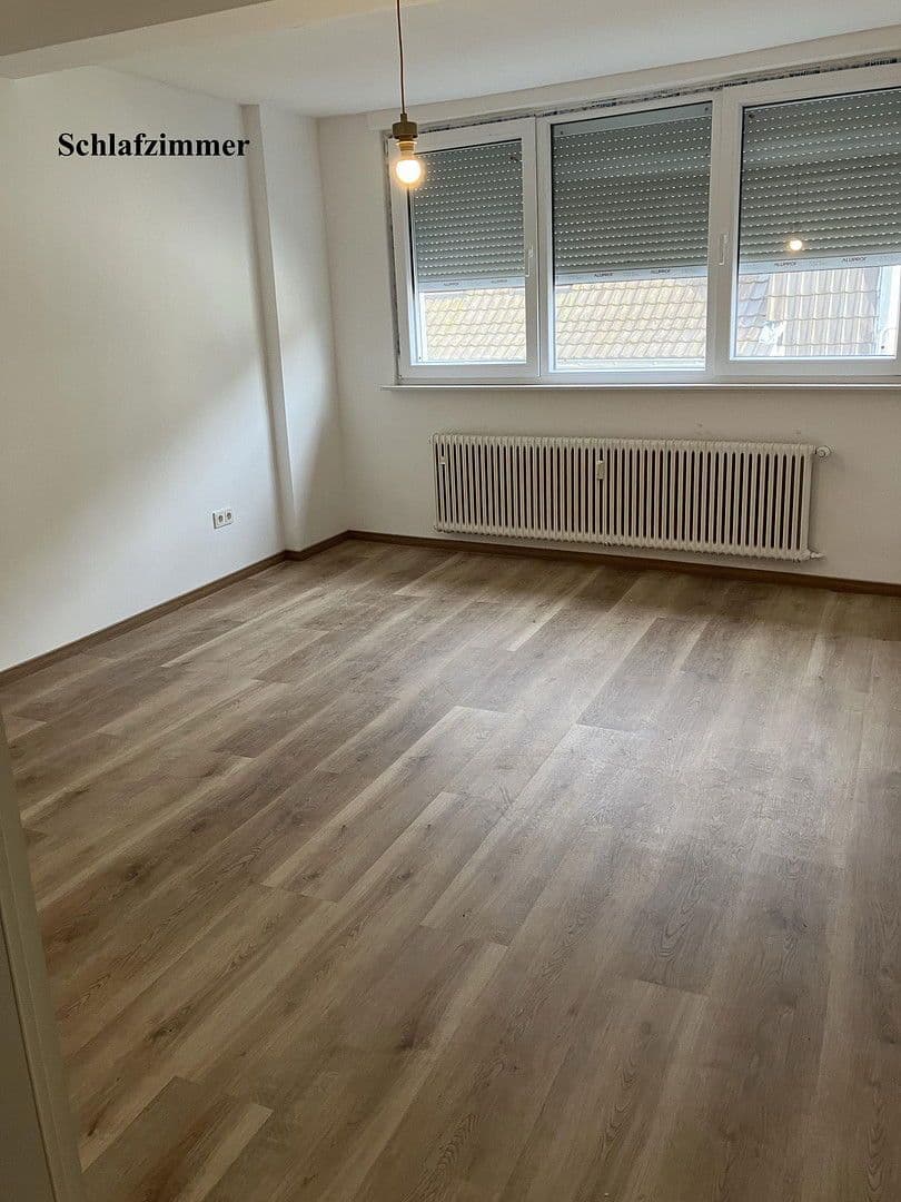 Prenájom bytu 2-izbový 85 m², Siegburg, Severné Porýnie - Westfálsko Prenájom bytu 2-izbový 85 m², Siegburg, Severné Porýnie - Westfálsko