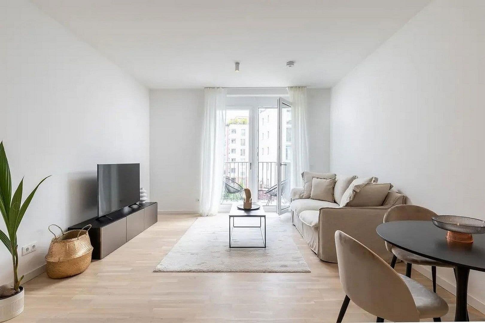 Prenájom bytu 1-izbový 21 m², Flottwellstraße 12, Berlin, Berlín Prenájom bytu 1-izbový 21 m², Flottwellstraße 12, Berlin, Berlín
