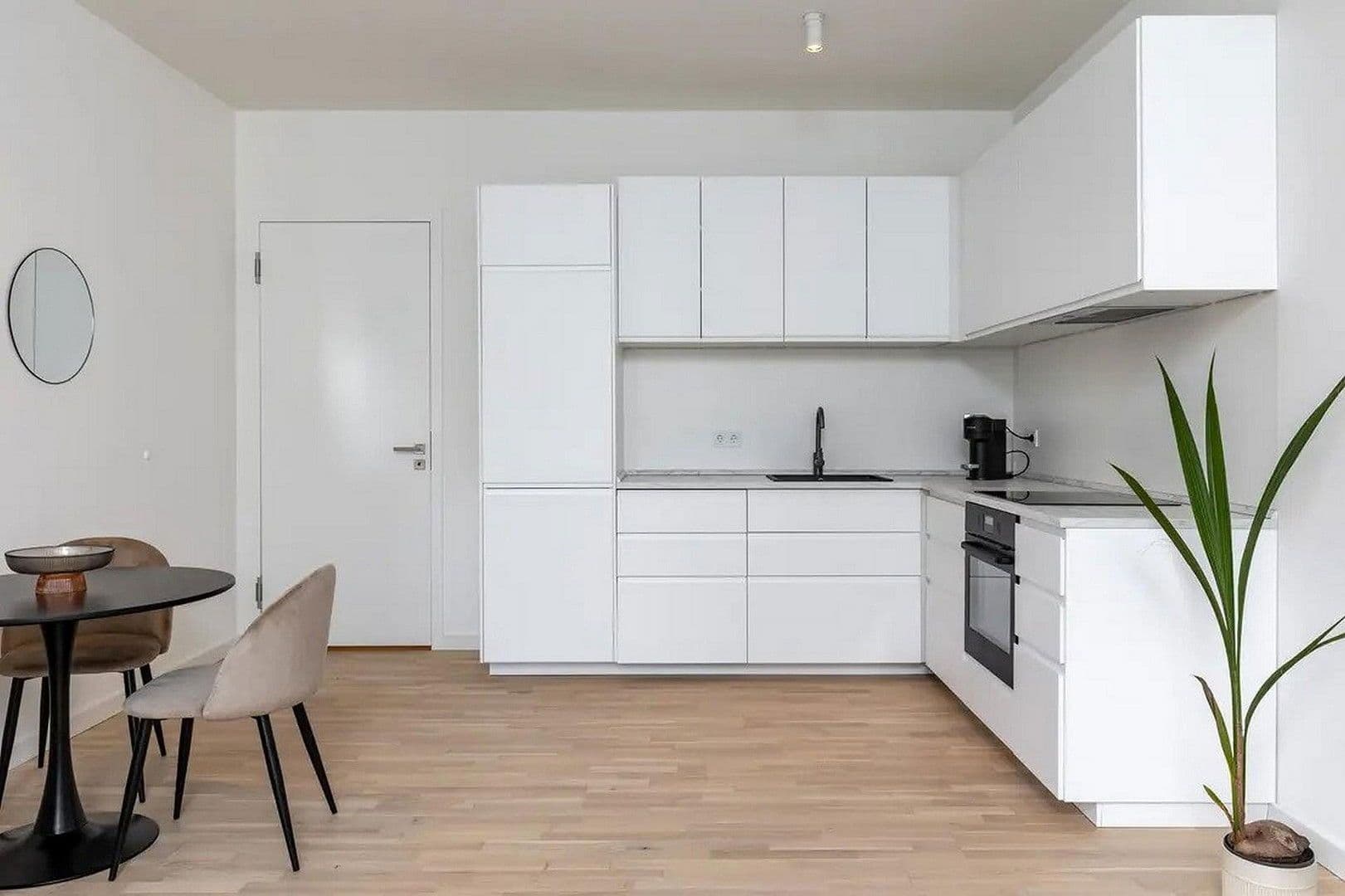 Prenájom bytu 1-izbový 21 m², Flottwellstraße 12, Berlin, Berlín Prenájom bytu 1-izbový 21 m², Flottwellstraße 12, Berlin, Berlín