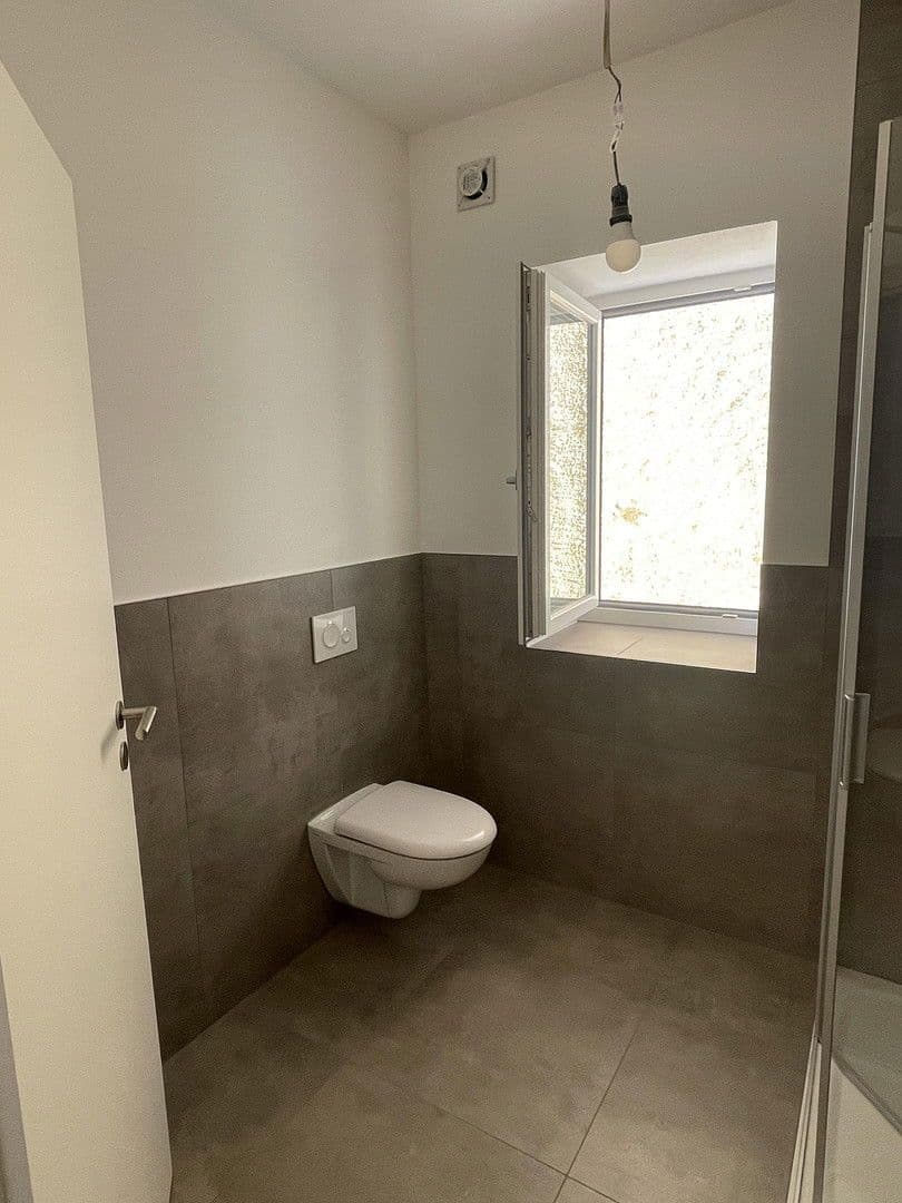 Prenájom bytu 4-izbový 92 m², Marktplatz 11, Untergriesbach, Bavorsko Prenájom bytu 4-izbový 92 m², Marktplatz 11, Untergriesbach, Bavorsko