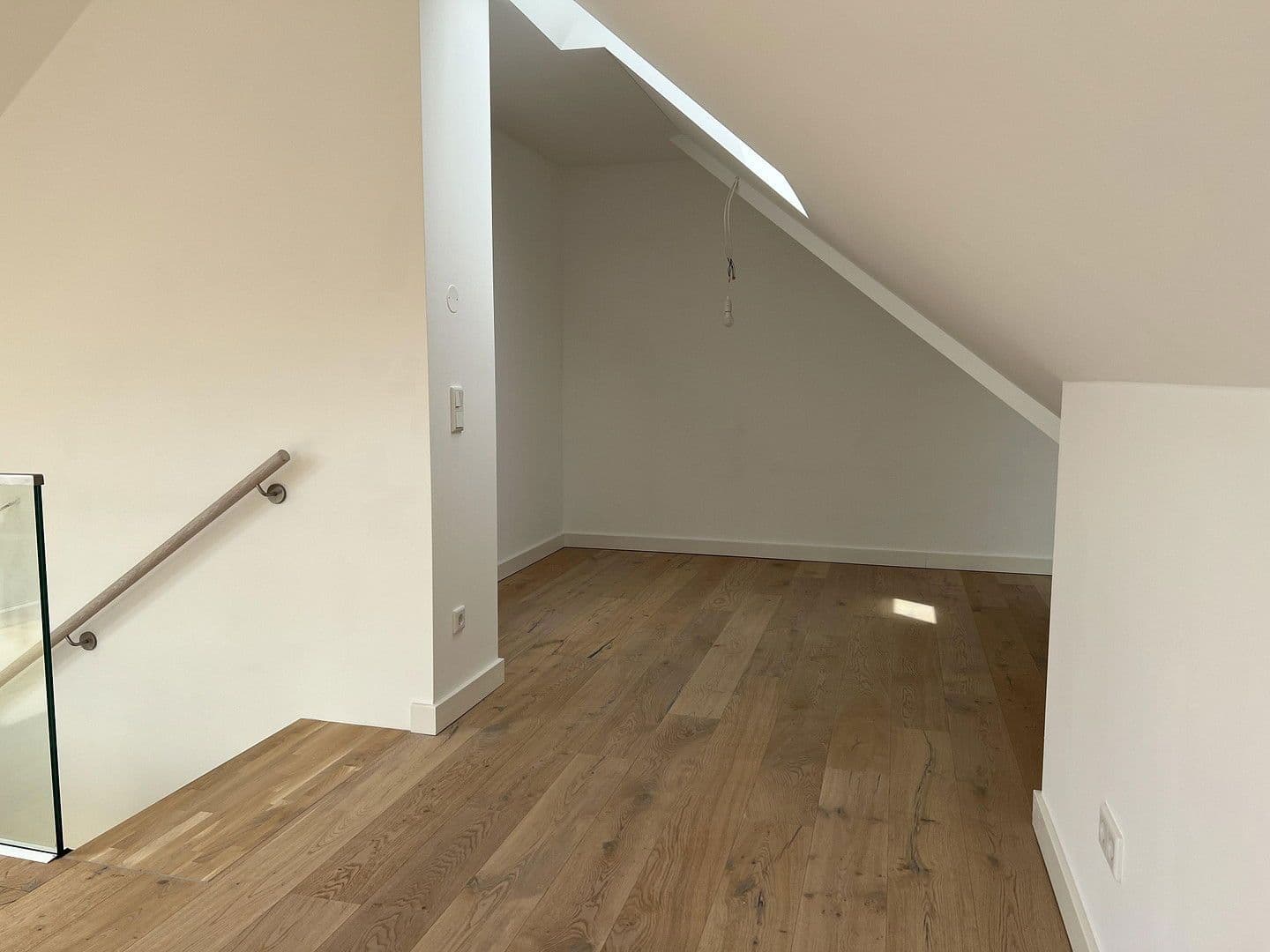 Predaj bytu 3-izbový 101 m², München, Bavorsko Predaj bytu 3-izbový 101 m², München, Bavorsko