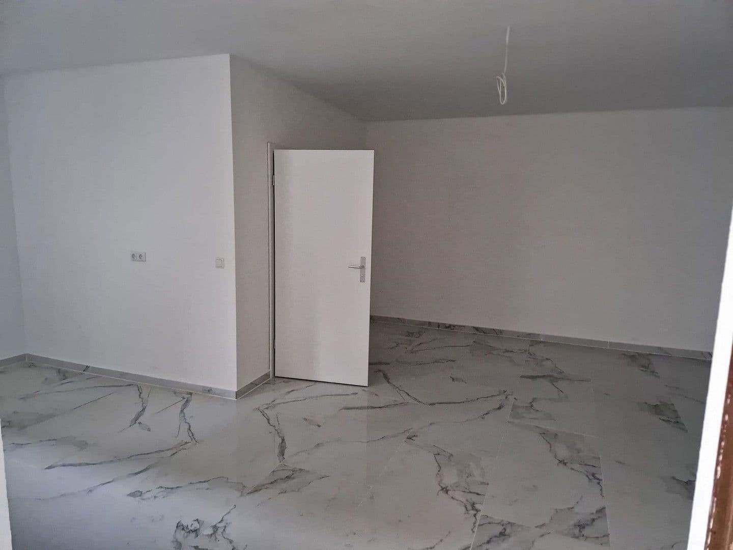 Prenájom bytu 6-izbový 218 m², Dahlener Straße 100, Mönchengladbach, Severné Porýnie - Westfálsko Prenájom bytu 6-izbový 218 m², Dahlener Straße 100, Mönchengladbach, Severné Porýnie - Westfálsko