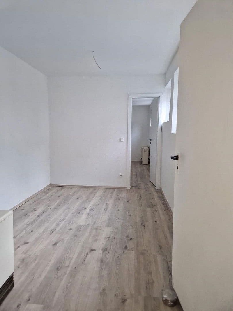 Prenájom bytu 6-izbový 218 m², Dahlener Straße 100, Mönchengladbach, Severné Porýnie - Westfálsko Prenájom bytu 6-izbový 218 m², Dahlener Straße 100, Mönchengladbach, Severné Porýnie - Westfálsko