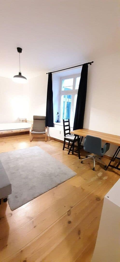 Prenájom bytu 1-izbový 36 m², Berlin, Berlín Prenájom bytu 1-izbový 36 m², Berlin, Berlín