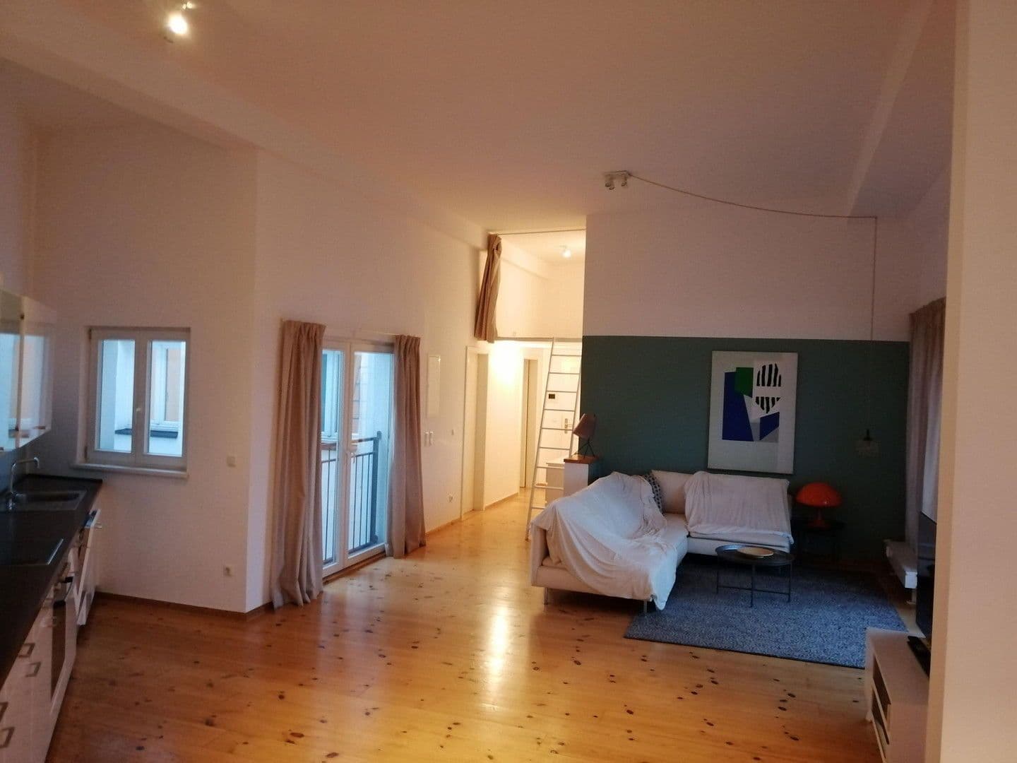 Prenájom bytu 2-izbový 95 m², Schwedter Str. 244, Berlin, Berlín Prenájom bytu 2-izbový 95 m², Schwedter Str. 244, Berlin, Berlín