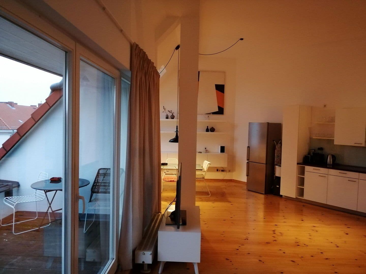 Prenájom bytu 2-izbový 95 m², Schwedter Str. 244, Berlin, Berlín Prenájom bytu 2-izbový 95 m², Schwedter Str. 244, Berlin, Berlín