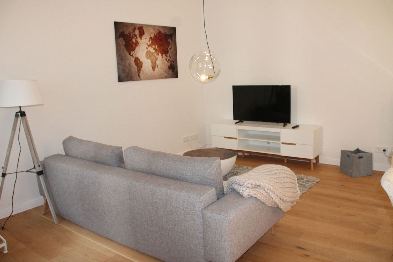 Prenájom bytu 2-izbový 53 m², Thomasius Straße 8, Berlin, Berlín Prenájom bytu 2-izbový 53 m², Thomasius Straße 8, Berlin, Berlín