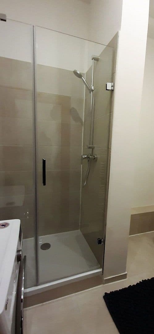 Prenájom bytu 1-izbový 33 m², Berlin, Berlín Prenájom bytu 1-izbový 33 m², Berlin, Berlín