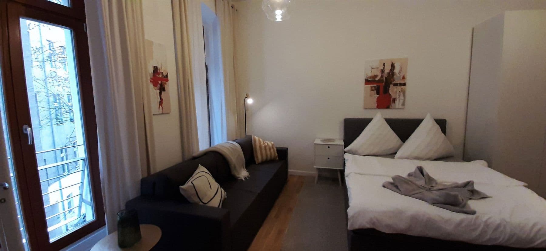 Prenájom bytu 1-izbový 33 m², Berlin, Berlín Prenájom bytu 1-izbový 33 m², Berlin, Berlín