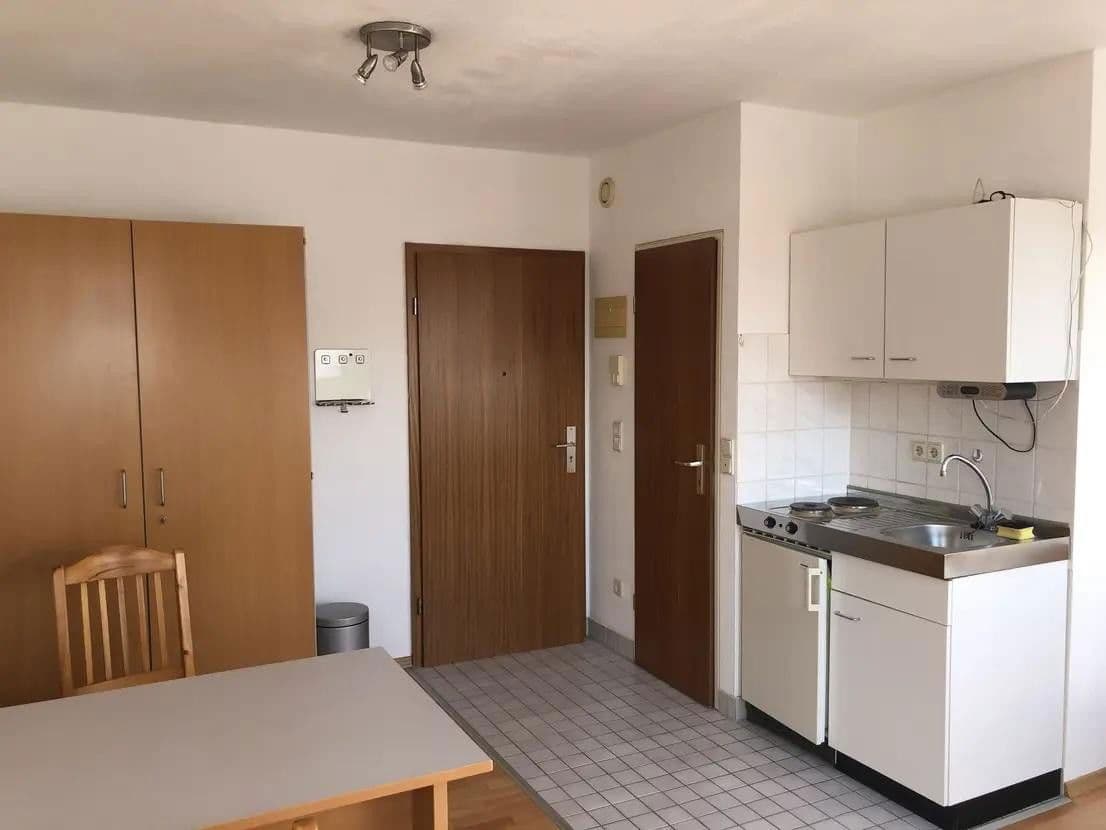 Prenájom bytu 1-izbový 22 m², Halmhuberstrasse 10-14, Mannheim-Rheinau, Bádensko-Wurttembersko Prenájom bytu 1-izbový 22 m², Halmhuberstrasse 10-14, Mannheim-Rheinau, Bádensko-Wurttembersko