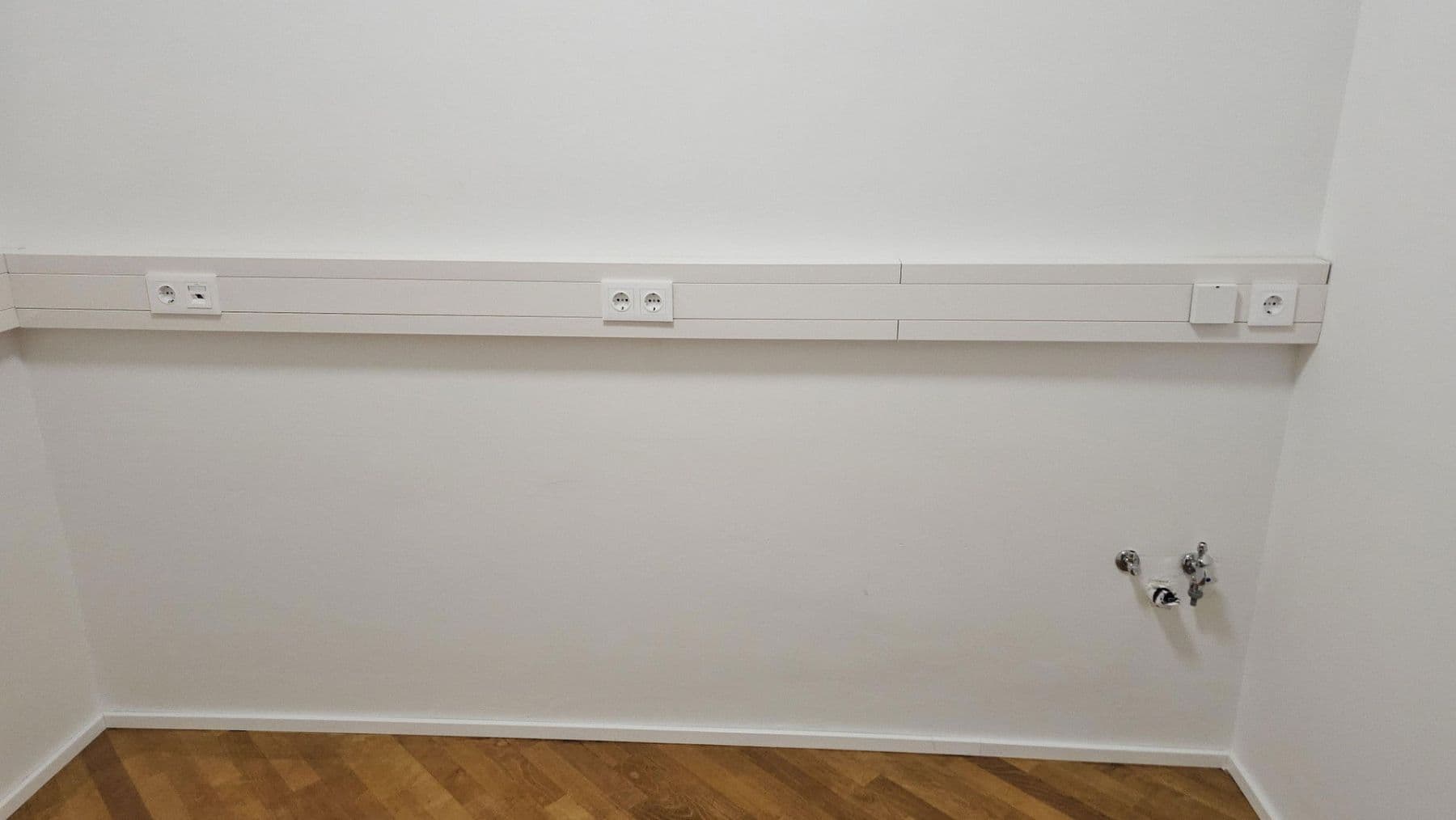 Prenájom nebytového priestoru 77 m², Pfauengasse 26, Ulm, Bádensko-Wurttembersko Prenájom nebytového priestoru 77 m², Pfauengasse 26, Ulm, Bádensko-Wurttembersko