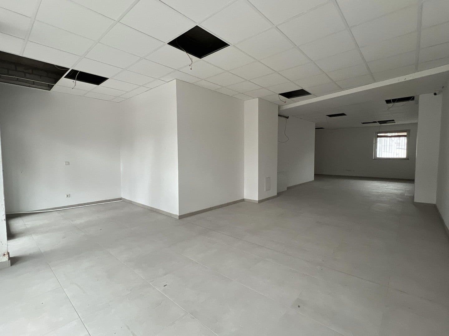 Prenájom kancelárie 1.000 m², Leverkusen, Severné Porýnie - Westfálsko Prenájom kancelárie 1.000 m², Leverkusen, Severné Porýnie - Westfálsko