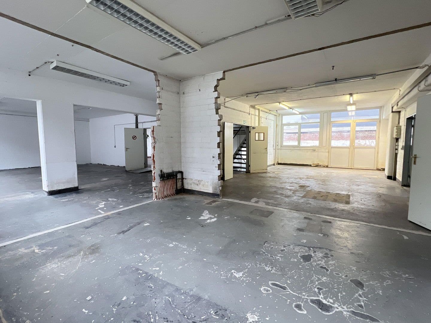 Prenájom kancelárie 1.000 m², Leverkusen, Severné Porýnie - Westfálsko Prenájom kancelárie 1.000 m², Leverkusen, Severné Porýnie - Westfálsko