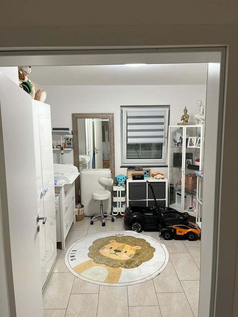 Prenájom bytu 3-izbový 77 m², Nordhäuser Weg 10a, Gießen, Hesensko Prenájom bytu 3-izbový 77 m², Nordhäuser Weg 10a, Gießen, Hesensko