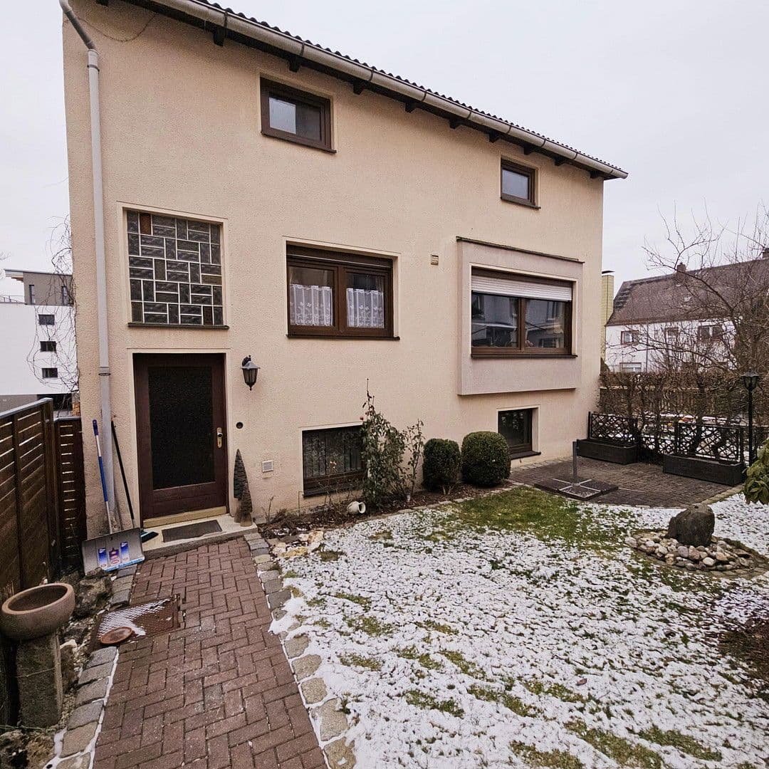 Predaj domu 225 m², pozemek 175 m², Rehau, Bavorsko Predaj domu 225 m², pozemek 175 m², Rehau, Bavorsko