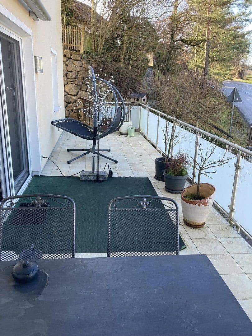 Prenájom bytu 3-izbový 123 m², Hanfelder Str. 7a, Oberbrunn, Bavorsko Prenájom bytu 3-izbový 123 m², Hanfelder Str. 7a, Oberbrunn, Bavorsko