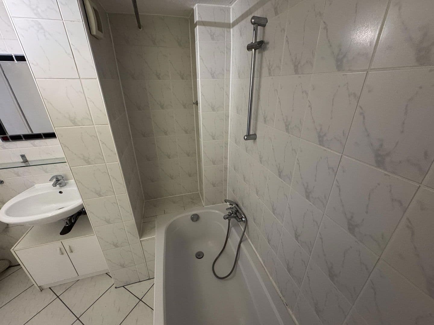 Prenájom bytu 2-izbový 51 m², Friedberger Landstraße 85, frankfurt am Main, Hesensko Prenájom bytu 2-izbový 51 m², Friedberger Landstraße 85, frankfurt am Main, Hesensko