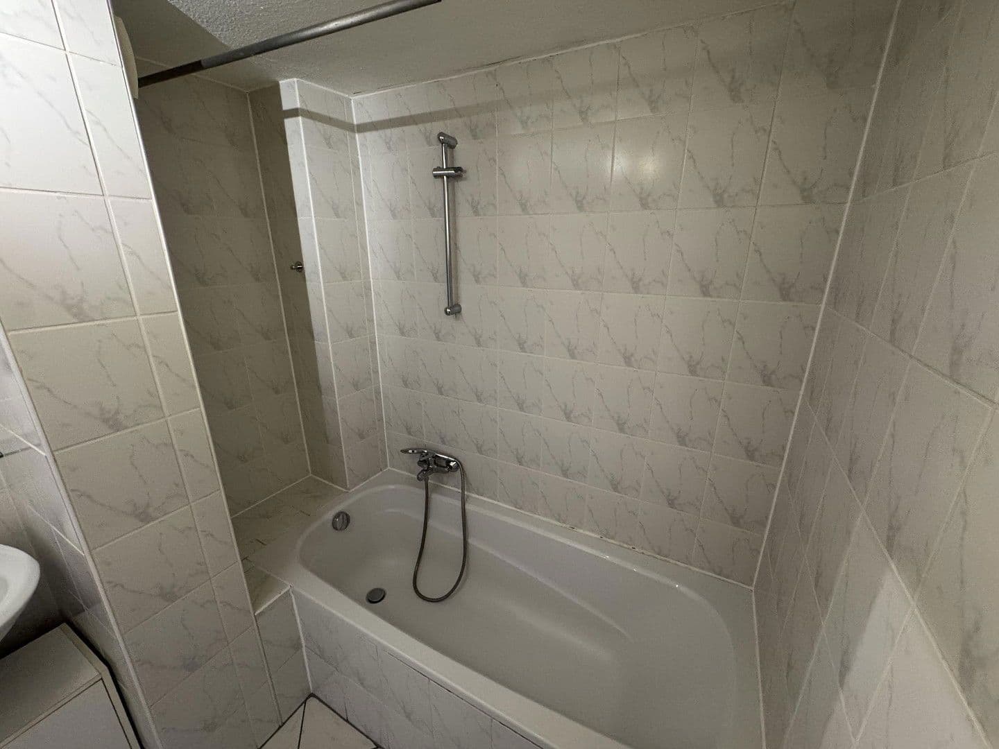 Prenájom bytu 2-izbový 51 m², Friedberger Landstraße 85, frankfurt am Main, Hesensko Prenájom bytu 2-izbový 51 m², Friedberger Landstraße 85, frankfurt am Main, Hesensko