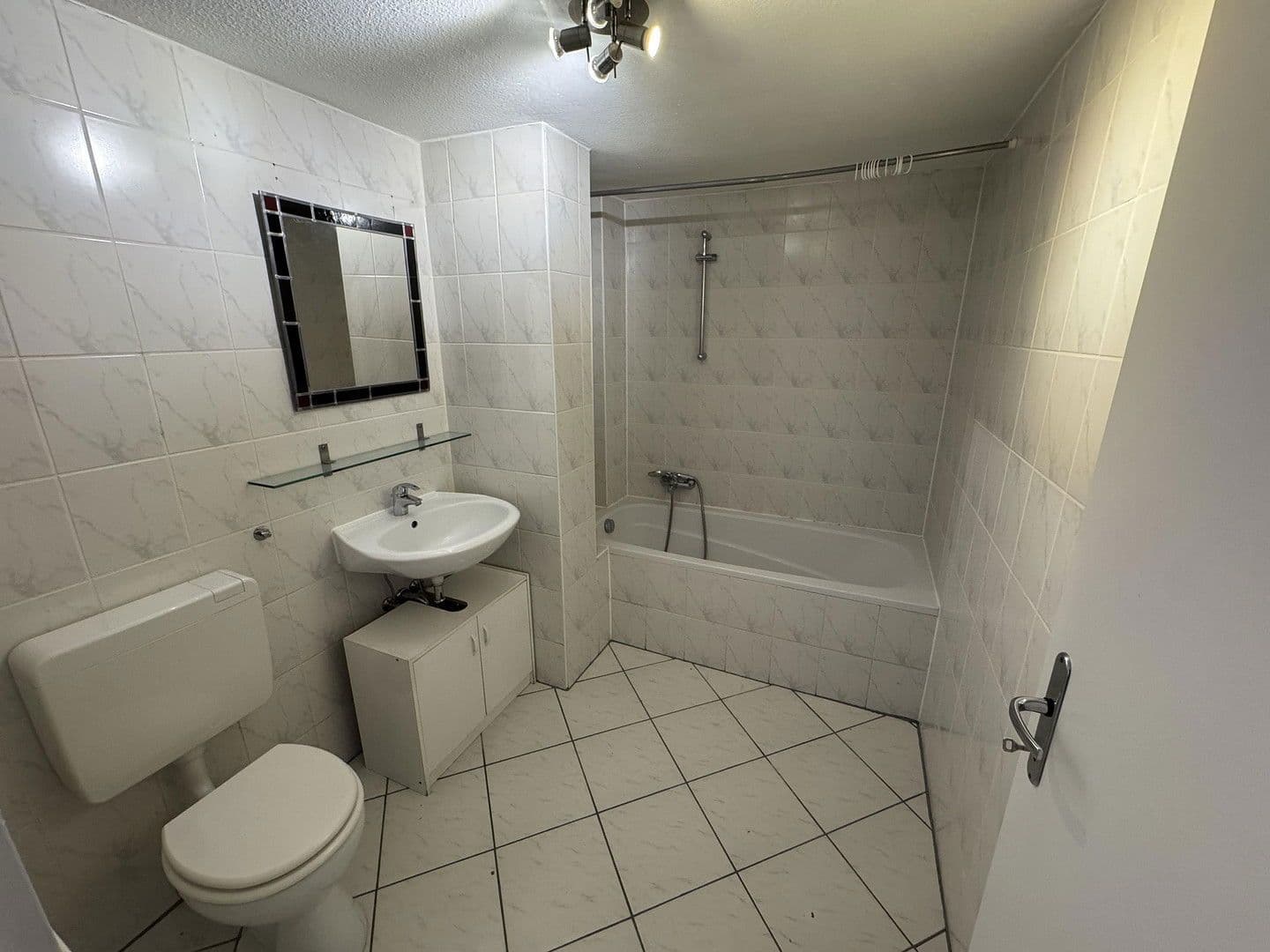 Prenájom bytu 2-izbový 51 m², Friedberger Landstraße 85, frankfurt am Main, Hesensko Prenájom bytu 2-izbový 51 m², Friedberger Landstraße 85, frankfurt am Main, Hesensko