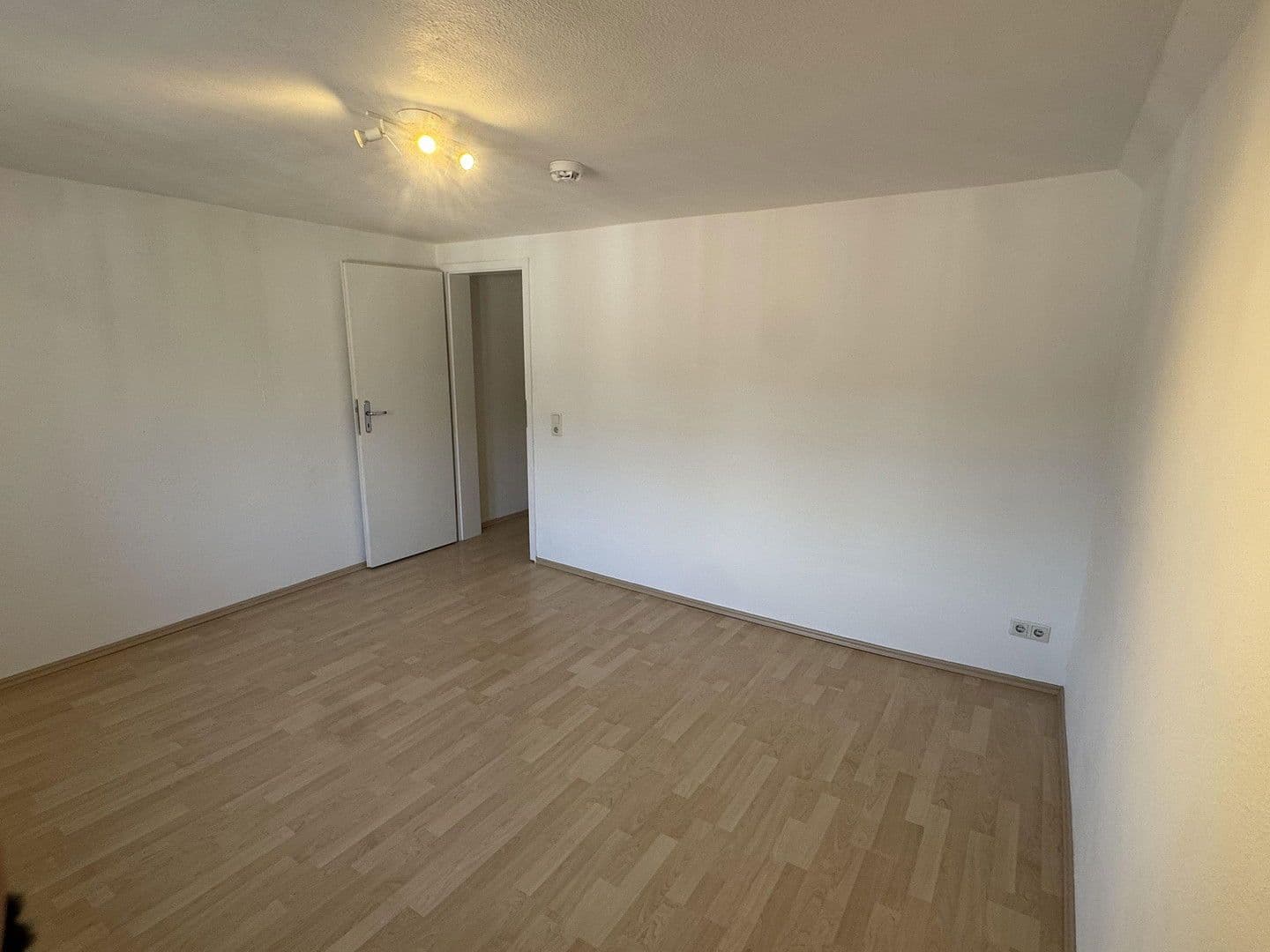 Prenájom bytu 2-izbový 51 m², Friedberger Landstraße 85, frankfurt am Main, Hesensko Prenájom bytu 2-izbový 51 m², Friedberger Landstraße 85, frankfurt am Main, Hesensko