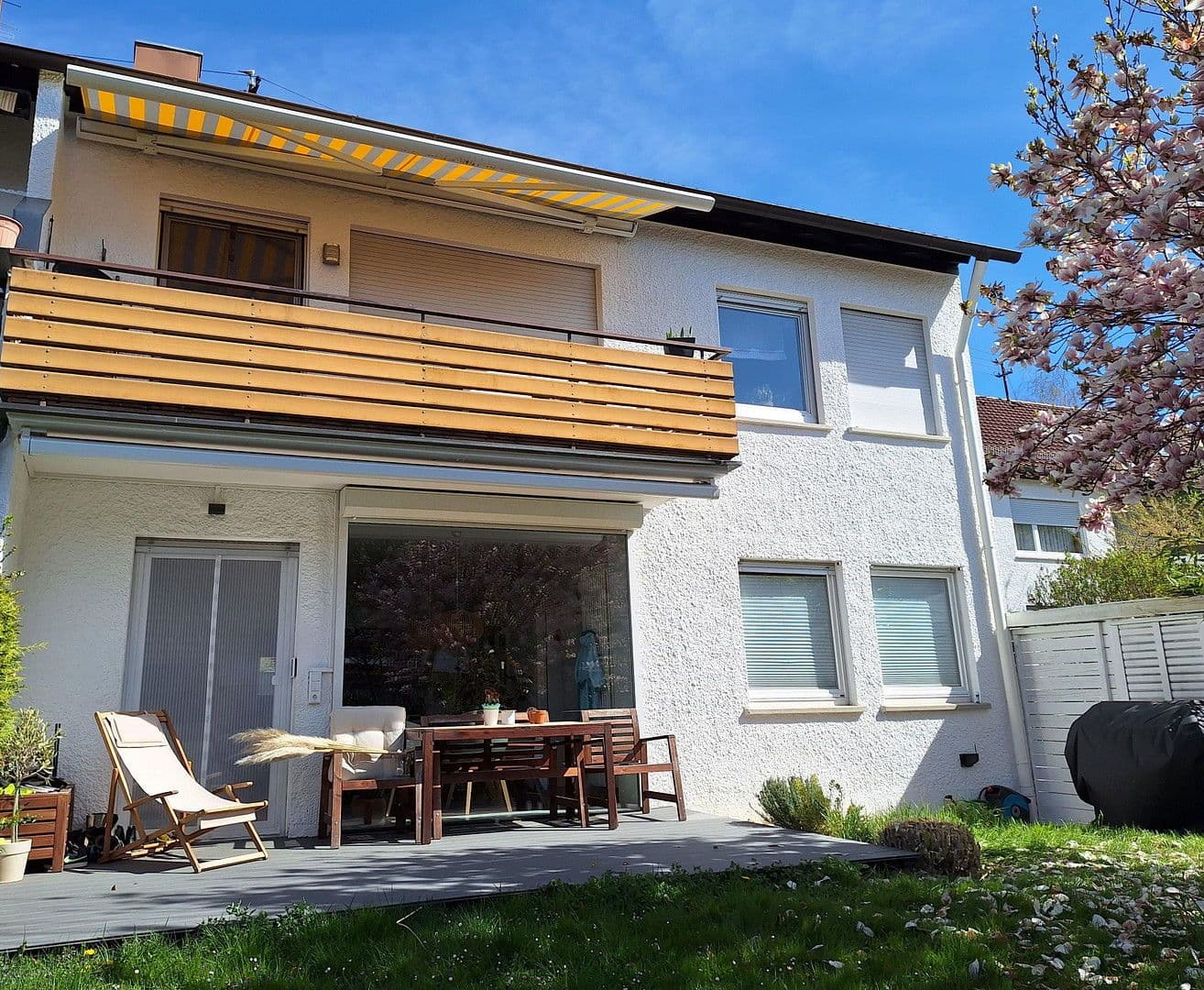 Predaj bytu 3-izbový 90 m², Ostfildern, Bádensko-Wurttembersko Predaj bytu 3-izbový 90 m², Ostfildern, Bádensko-Wurttembersko