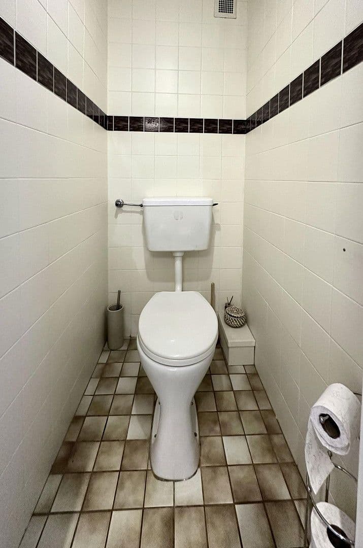 Prenájom bytu 2-izbový 65 m², Wien, Viedeň Prenájom bytu 2-izbový 65 m², Wien, Viedeň