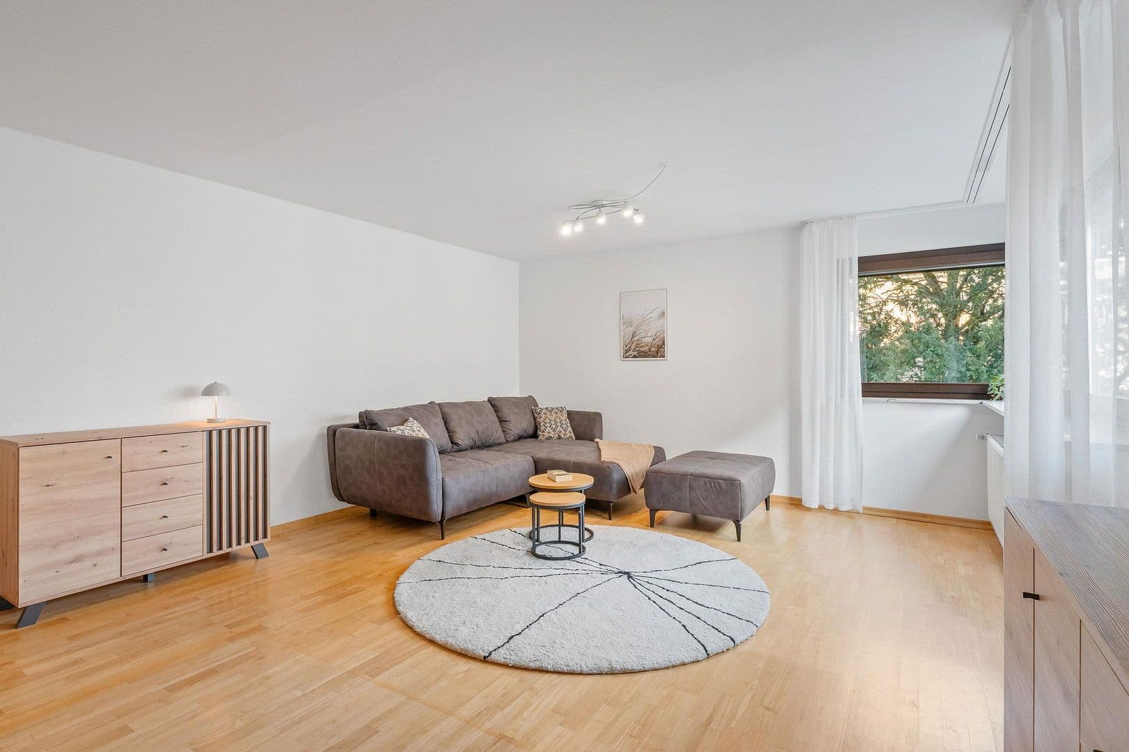 Predaj bytu 2-izbový 64 m², Reutlingen, Bádensko-Wurttembersko Predaj bytu 2-izbový 64 m², Reutlingen, Bádensko-Wurttembersko