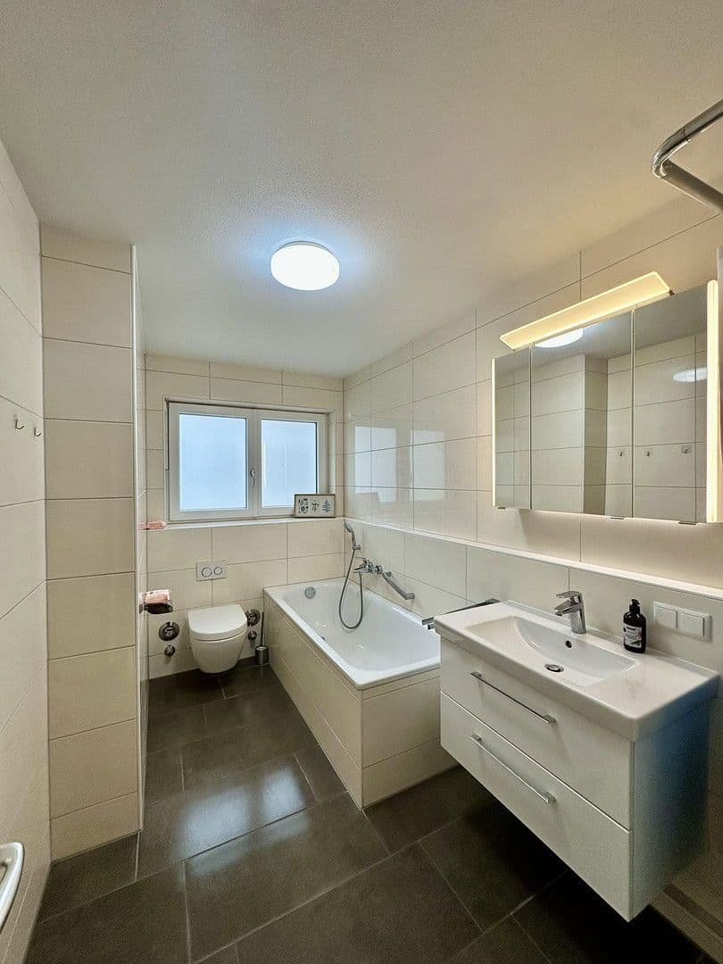 Predaj bytu 3-izbový 87 m², Munich, Bavorsko Predaj bytu 3-izbový 87 m², Munich, Bavorsko