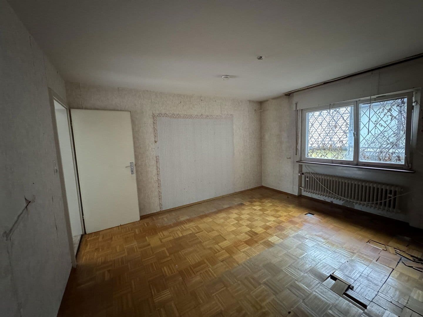 Predaj domu 120 m², pozemek 418 m², Haueneberstein, Bádensko-Wurttembersko Predaj domu 120 m², pozemek 418 m², Haueneberstein, Bádensko-Wurttembersko