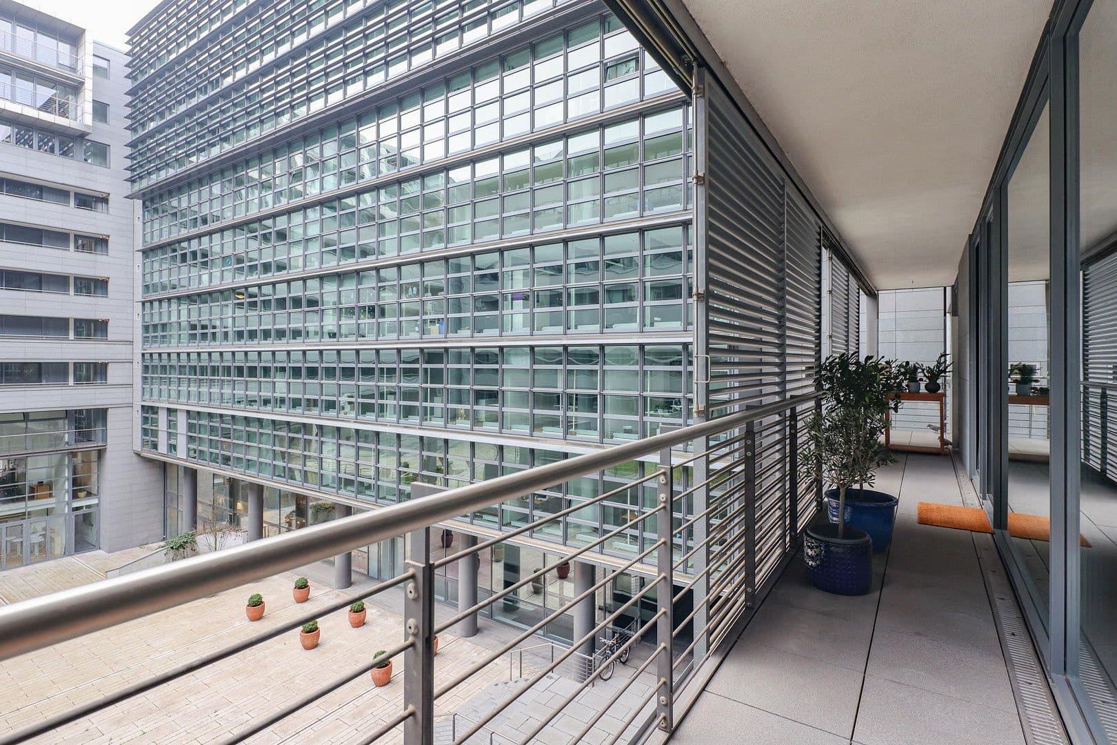 Predaj bytu 3-izbový 116 m², Berlin, Berlín Predaj bytu 3-izbový 116 m², Berlin, Berlín