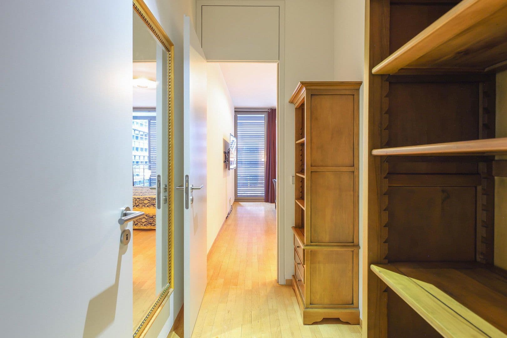 Predaj bytu 3-izbový 116 m², Berlin, Berlín Predaj bytu 3-izbový 116 m², Berlin, Berlín