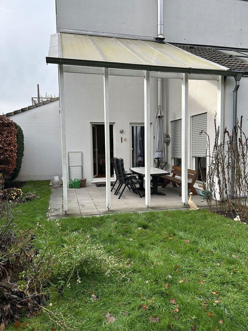 Predaj domu 191 m², pozemek 635 m², Langenfeld (Rheinland), Severné Porýnie - Westfálsko Predaj domu 191 m², pozemek 635 m², Langenfeld (Rheinland), Severné Porýnie - Westfálsko