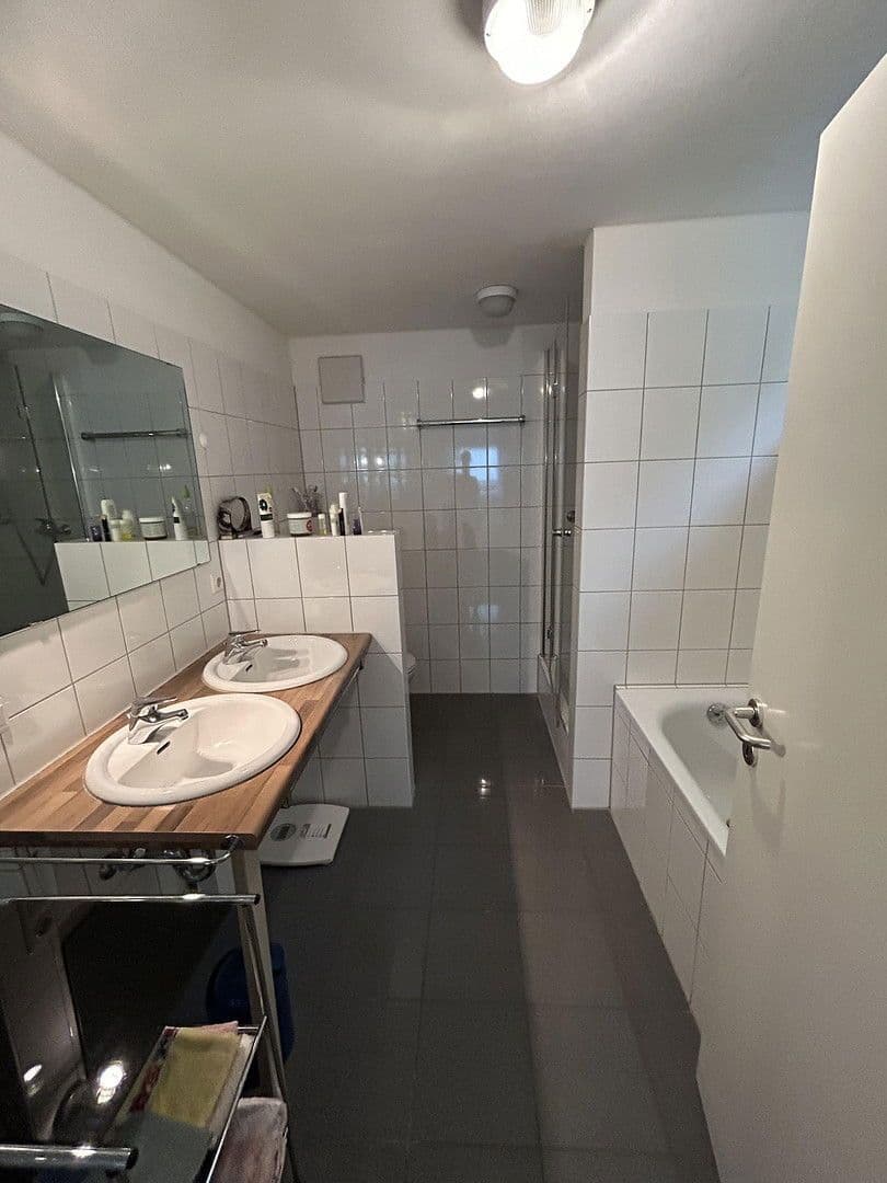 Predaj domu 191 m², pozemek 635 m², Langenfeld (Rheinland), Severné Porýnie - Westfálsko Predaj domu 191 m², pozemek 635 m², Langenfeld (Rheinland), Severné Porýnie - Westfálsko