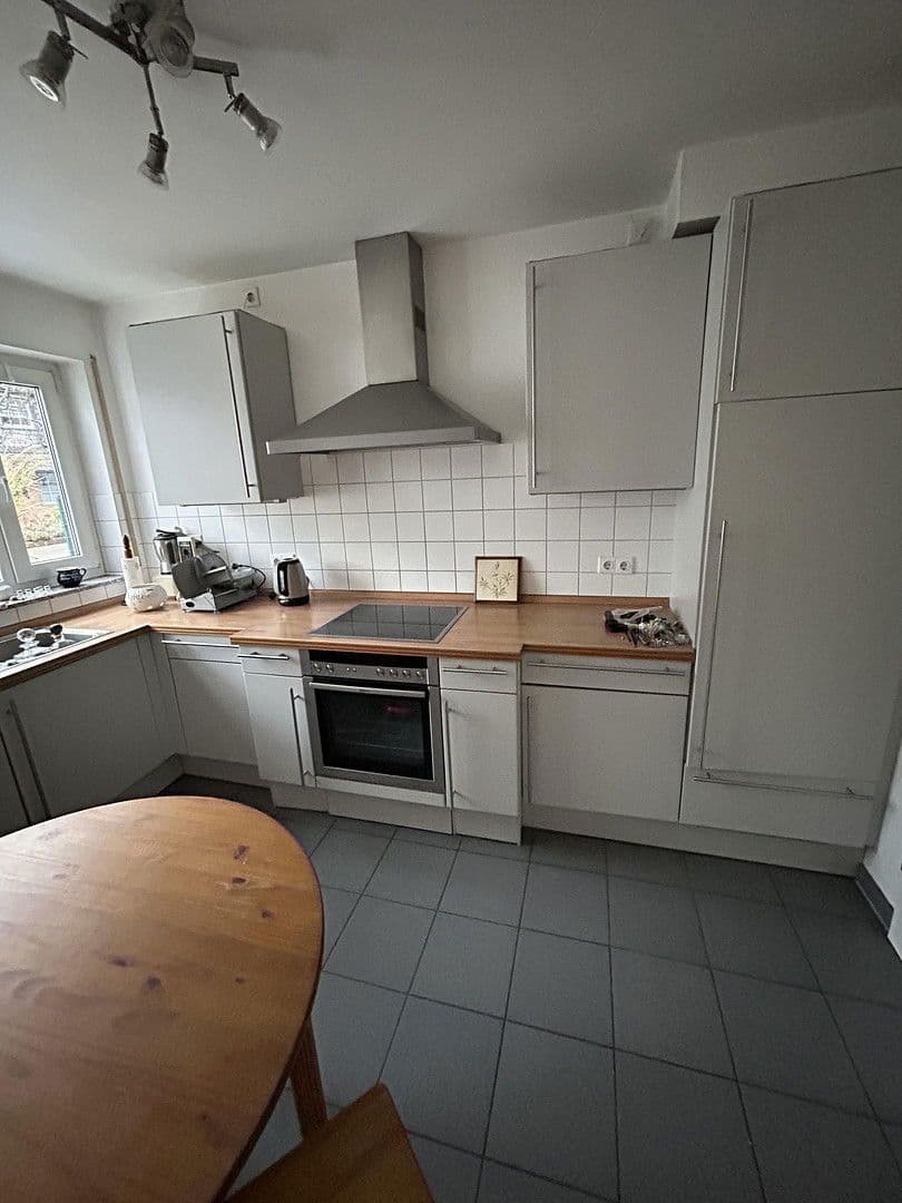 Predaj domu 191 m², pozemek 635 m², Langenfeld (Rheinland), Severné Porýnie - Westfálsko Predaj domu 191 m², pozemek 635 m², Langenfeld (Rheinland), Severné Porýnie - Westfálsko