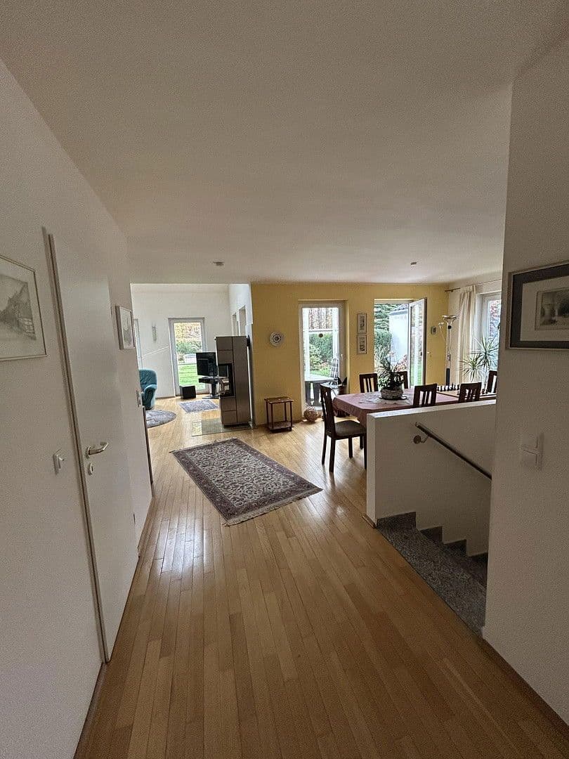 Predaj domu 191 m², pozemek 635 m², Langenfeld (Rheinland), Severné Porýnie - Westfálsko Predaj domu 191 m², pozemek 635 m², Langenfeld (Rheinland), Severné Porýnie - Westfálsko