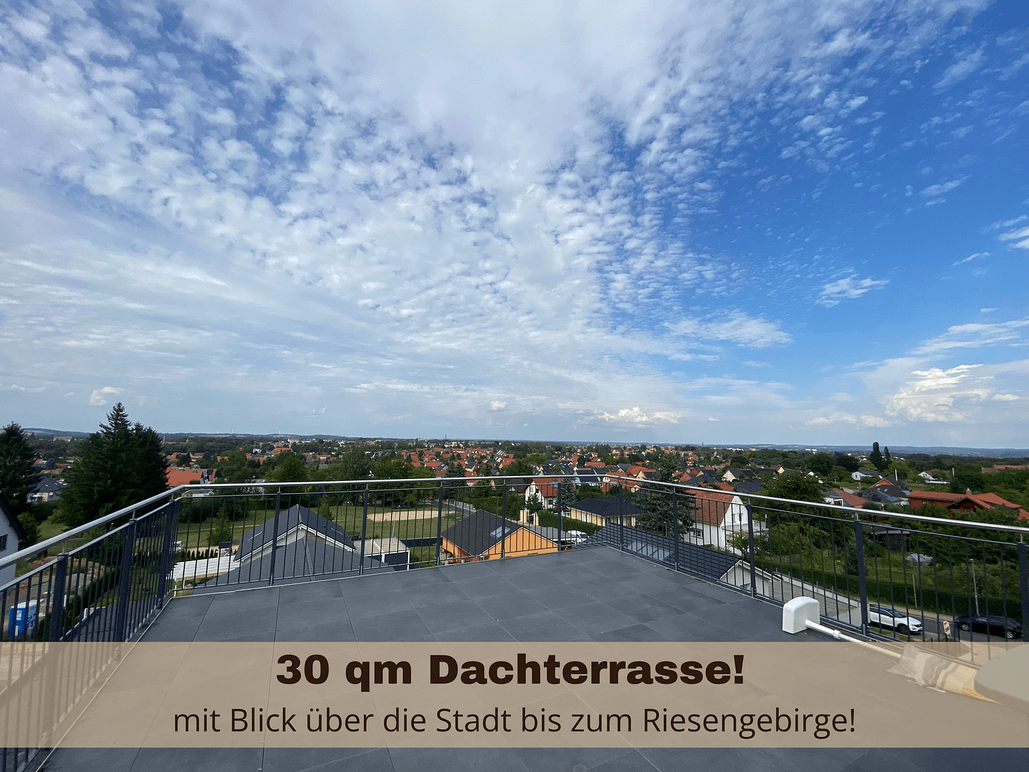 Prenájom bytu 3-izbový 115 m², Schlaurother Str. 10, Görlitz, Sasko Prenájom bytu 3-izbový 115 m², Schlaurother Str. 10, Görlitz, Sasko